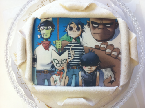 gorillaz_cake_by_zoul23-d5a4hgc.png