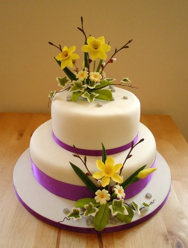Spring_flowers_wedding_cake_by_Dragonsanddaffodils.jpg